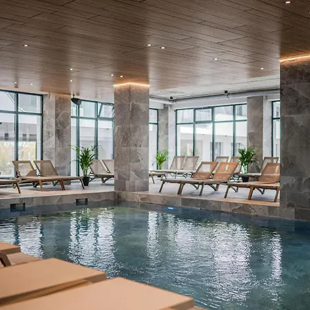 Διαμέρισμα Fantastic In Odyssey & Pool Mamaia