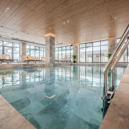 Fantastic In Odyssey & Pool Διαμέρισμα